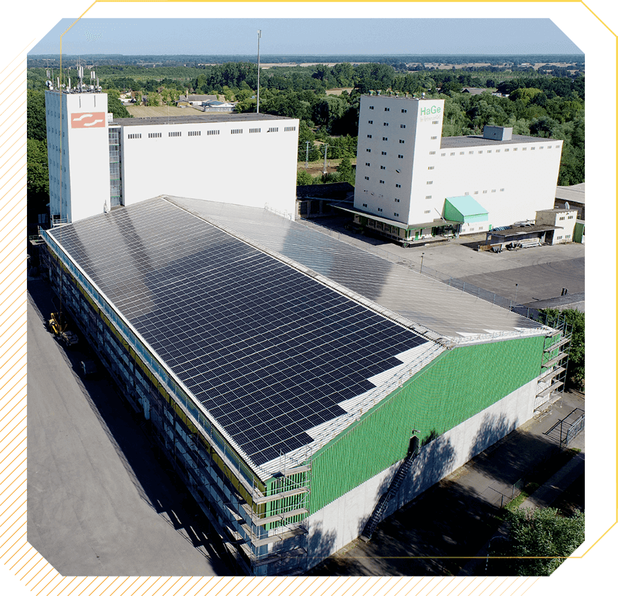 Solardach auf großer gewerblich genutzter Lagerhalle