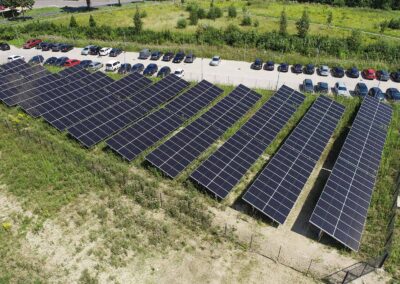 Solaranlage auf Wiese in Schleswig-Holstein